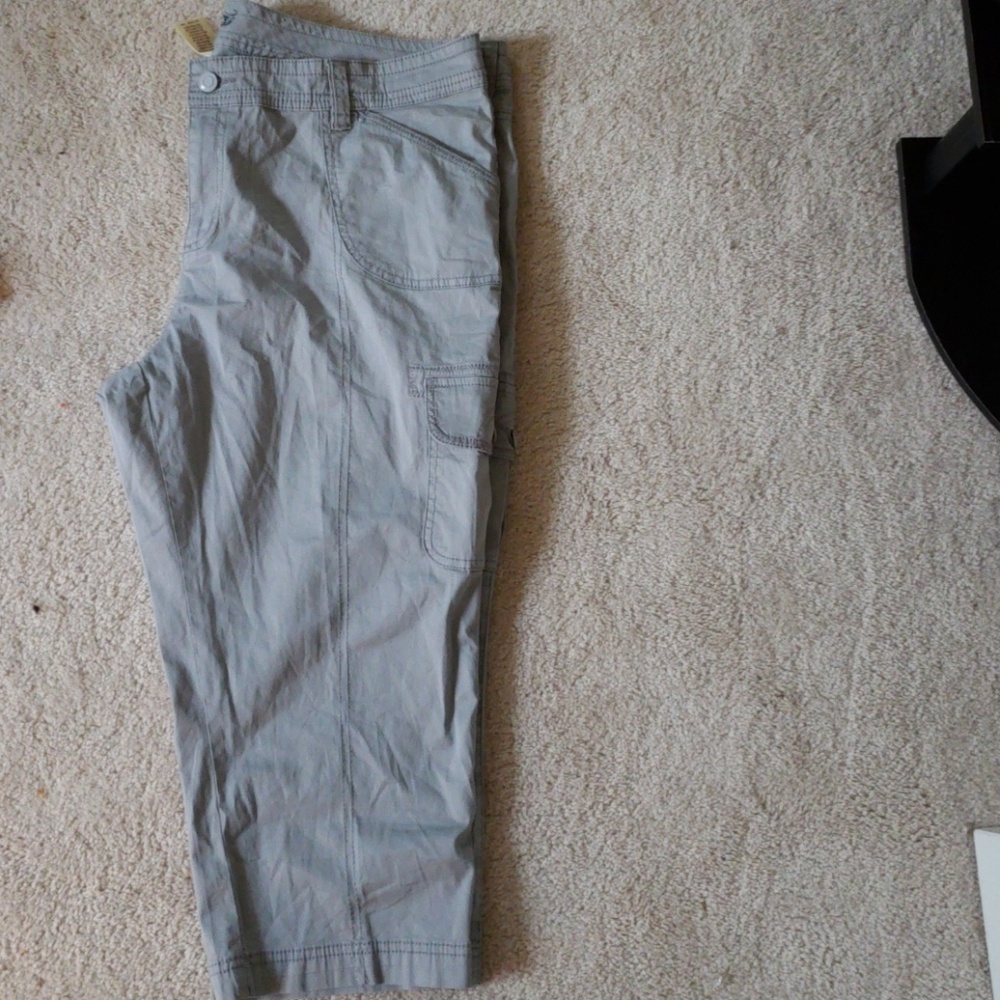 Faded Glory cargo capris